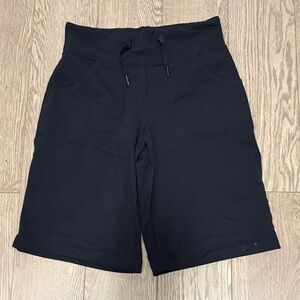 Lululemon Bermuda Black Casual Shorts